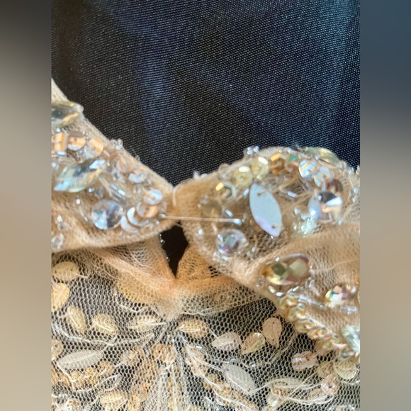 Gorgeous Gold Formal - Picture 7 of 13